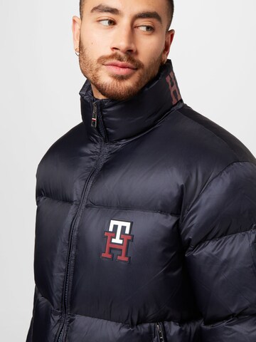 TOMMY HILFIGER Vinterjakke i blå