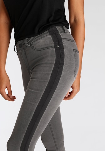 ARIZONA Skinny Jeans in Grey