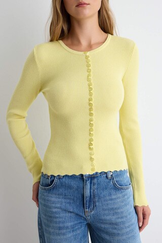 Trendyol Strickjacke in Gelb