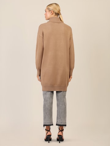 APART Knitted dress in Beige