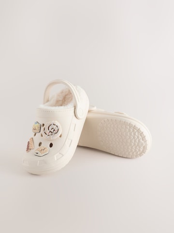 Next Huisschoenen in Beige