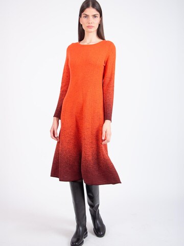 IVKO Strickkleid 'Murmuration' in Orange