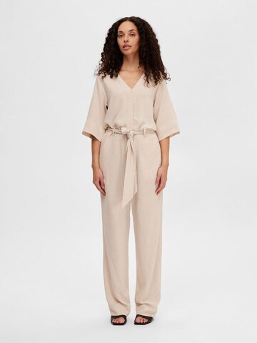 SELECTED FEMME Jumpsuit in Beige: front