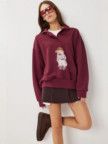 Happiness İstanbul Sweatshirt in Rood: voorkant