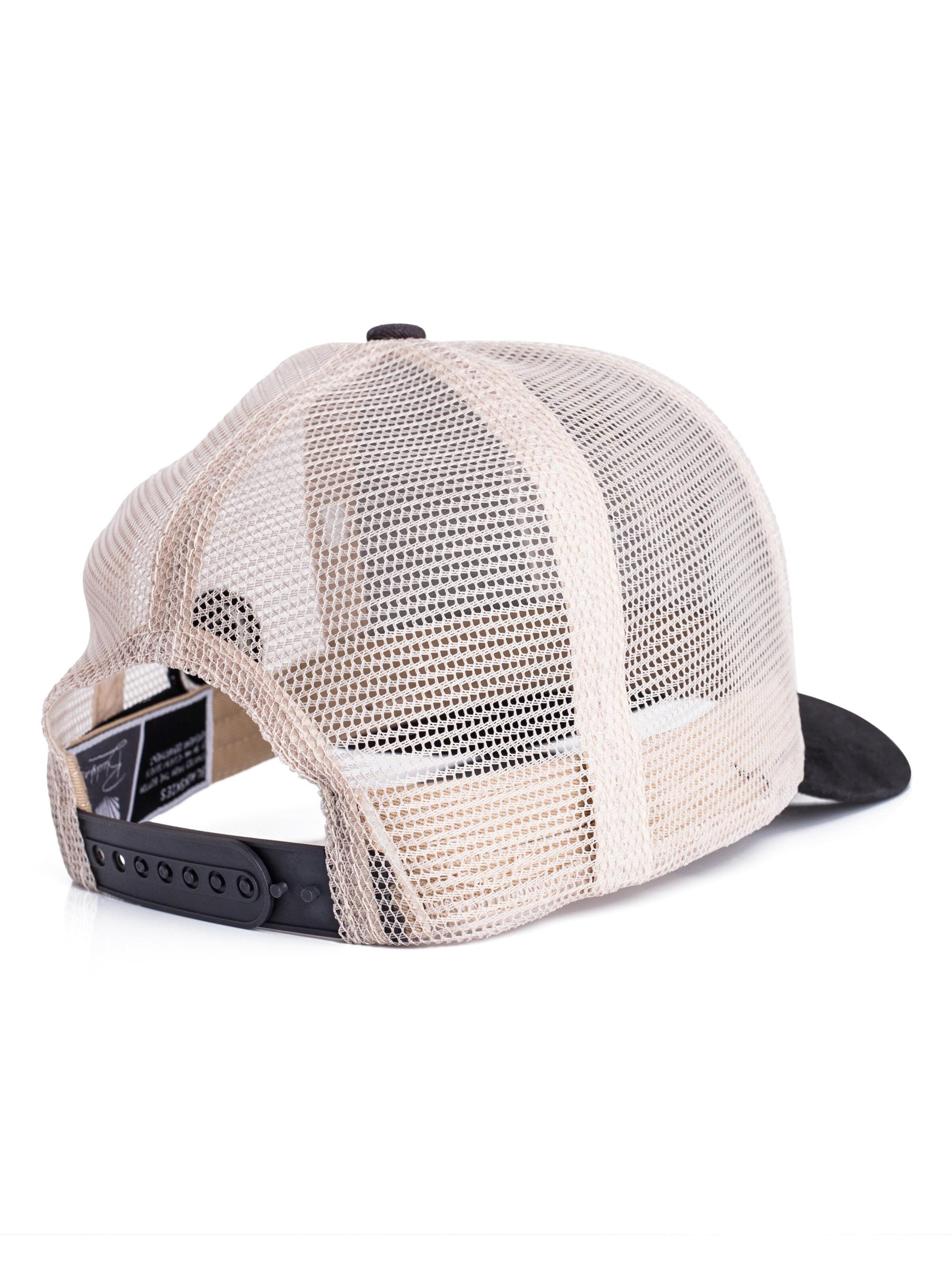 Blackskies Cap 'Lone Wolf Trucker Cap' in Grey