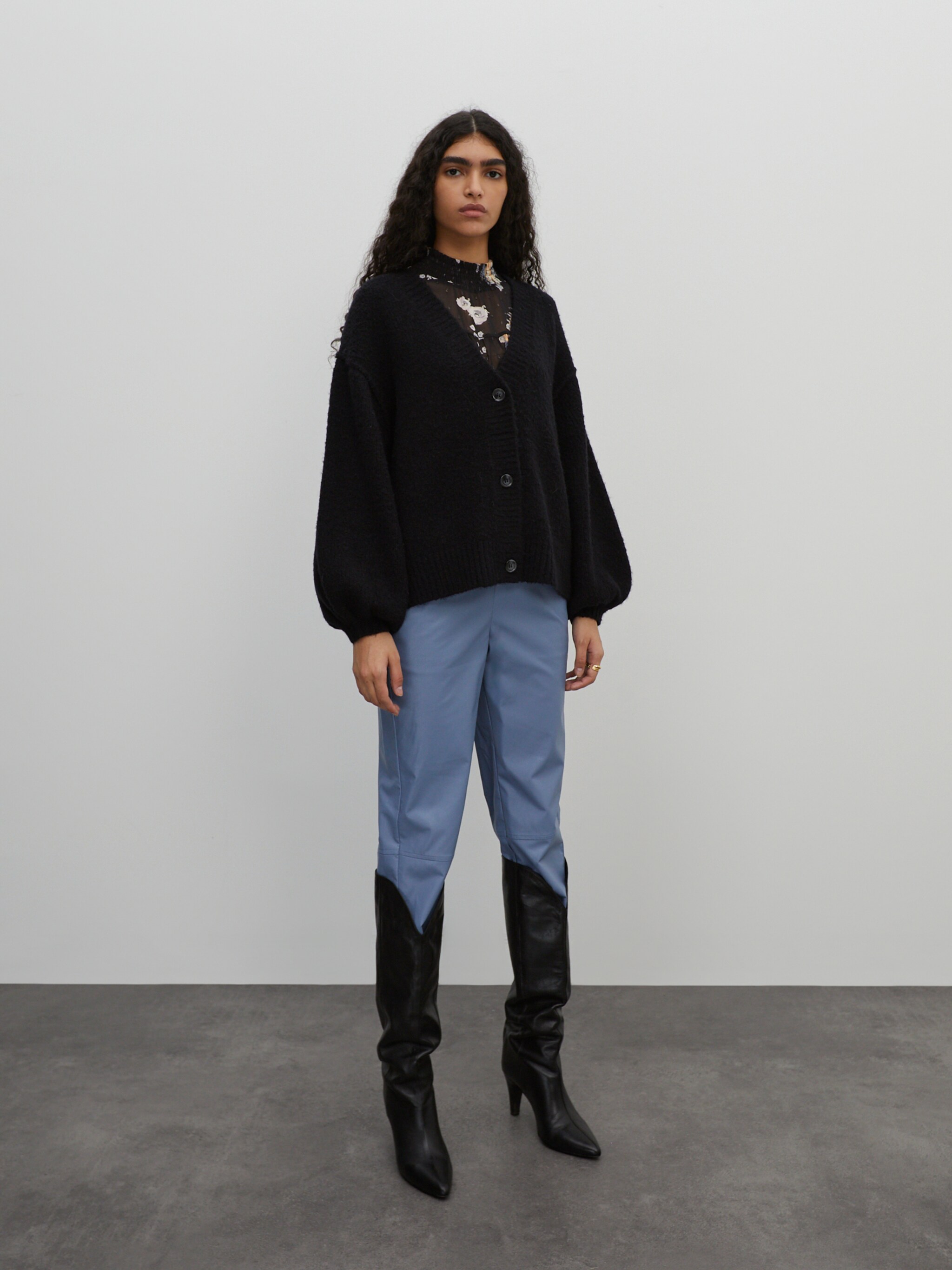 EDITED Produkte Cardigan 'Eliana' schwarz