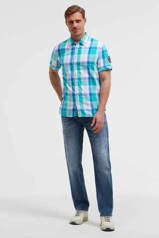 CAMP DAVID Slim fit Button Up Shirt in Green