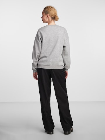 PIECES Sweatshirt 'FREYA' in Grey