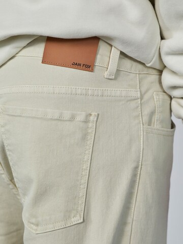 DAN FOX APPAREL Regular Jeans 'Rafael' i hvit