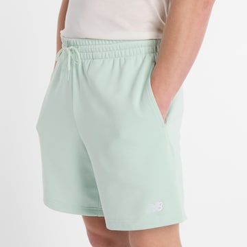 new balance Regular Broek 'Essentials' in Groen