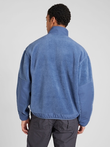 ADIDAS ORIGINALS Sweatshirt 'Premium Essentials+' in Blau