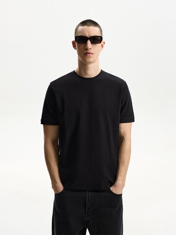 Bershka Shirt in Black: front