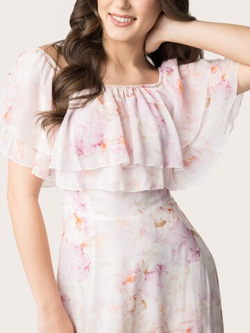 Rochie de la Quiosque pe roz