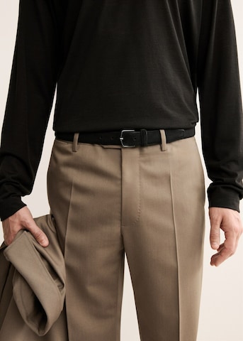 MANGO MAN Regular Pleat-Front Pants 'Ferrara' in Brown