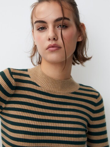 Pull&Bear Sweter w kolorze brązowy