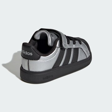 ADIDAS SPORTSWEAR Sneaker 'Streettalk' in Silber