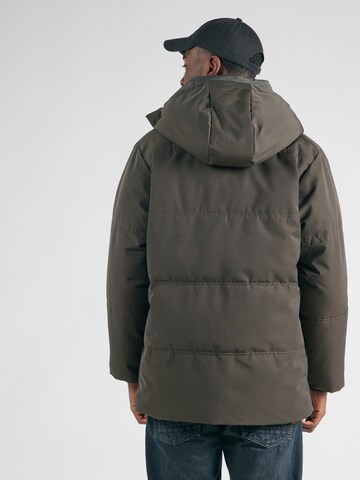 Embassy of Bricks and Logs Winter jacket 'Brookville' in Grey