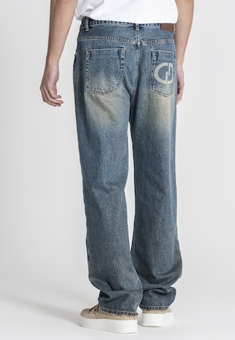 Regular Jean Gianni Kavanagh en bleu