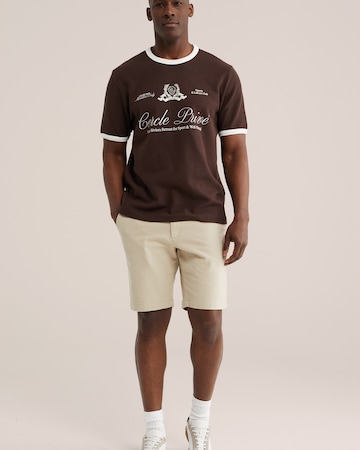 WE Fashion - regular Pantalón chino en beige