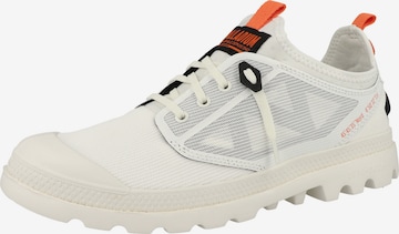 Sneaker bassa 'Pampa' di Palladium in bianco: frontale