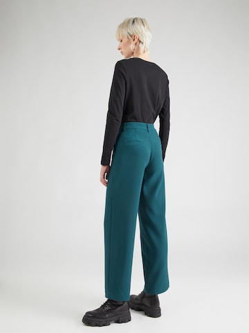 VILA Regular Pleat-Front Pants 'MARNAL' in Green