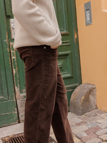 DAN FOX APPAREL Regular Trousers 'Andre' in Brown