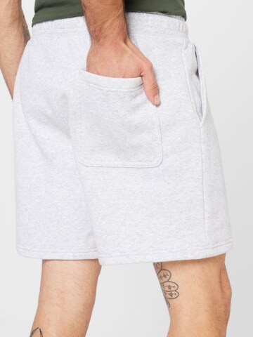 Cotton On Regular Shorts in Grau