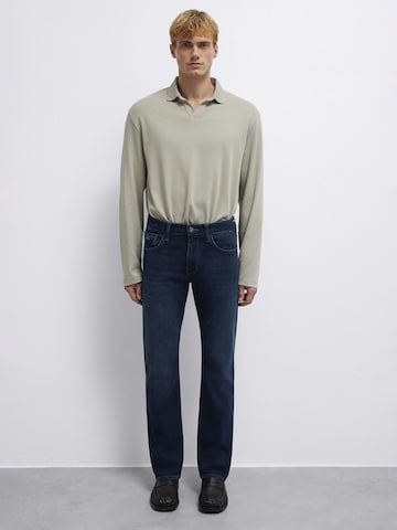 Mavi Regular Jeans in Blue: front