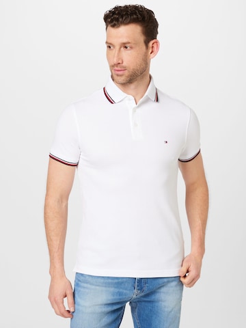 TOMMY HILFIGER T-shirt i vit: framsida