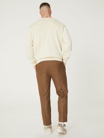 Tapered Pantaloni con piega frontale 'Ediz' di DAN FOX APPAREL in marrone