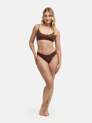 String 'Lace Tanga' cfab (formerly creamy fabrics) en marron