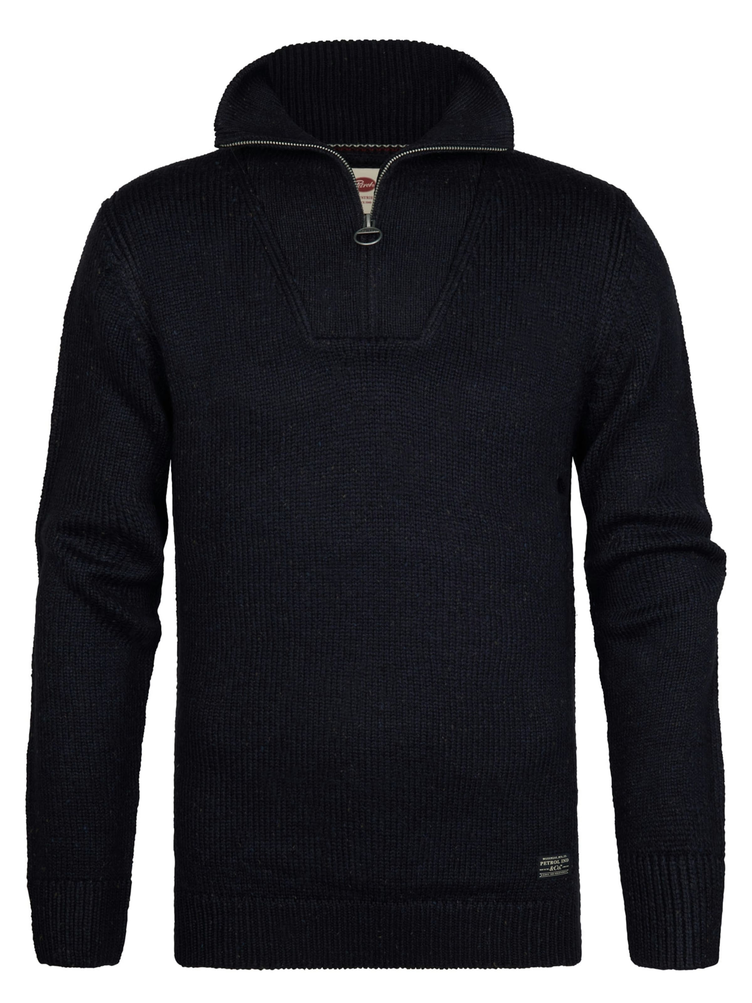 Pullover di Petrol Industries in blu: frontale