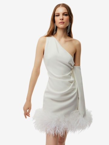 NOCTURNE Φόρεμα σε λευκό: μπροστά