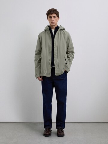 Veste mi-saison 'New Scray' Scalpers en vert : devant