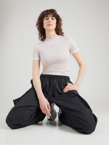 T-shirt Nike Sportswear en violet : devant