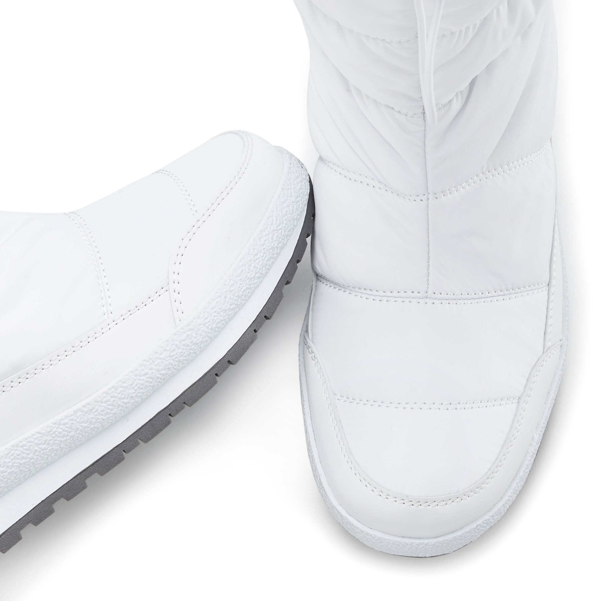 LASCANA Snow Boots in White