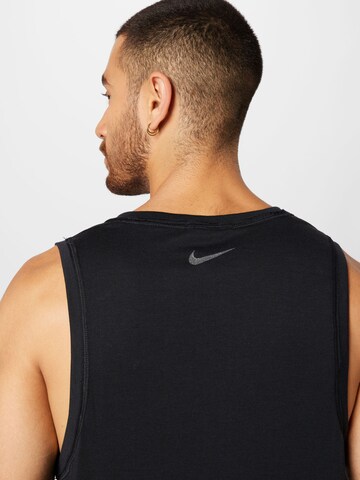 NIKE Functioneel shirt in Zwart