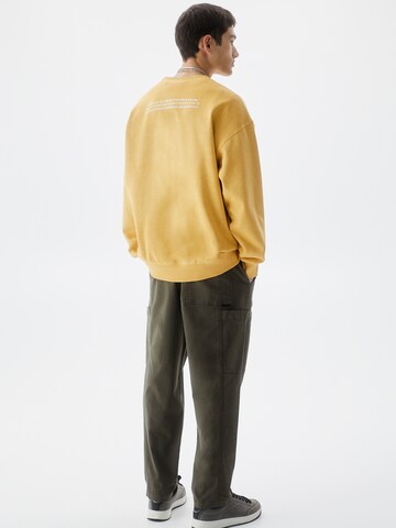 Pull&Bear Regular Cargo Pants in Green