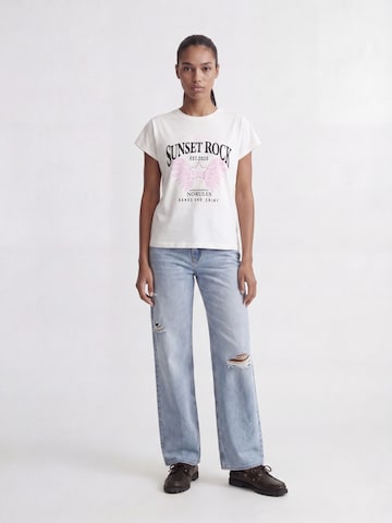 Tricou 'JXASTRID' de la JJXX pe alb