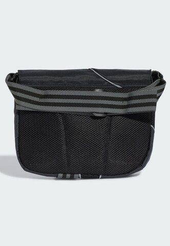ADIDAS ORIGINALS Umhängetasche in Schwarz