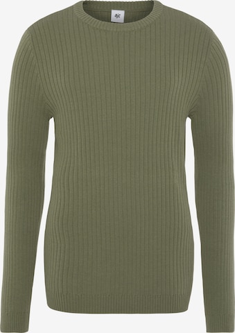 AJC Sweater in Green: front