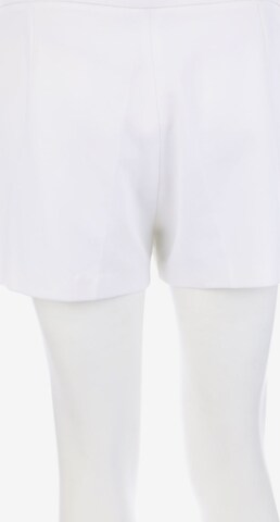 LACOSTE Shorts 29-30 in Weiß