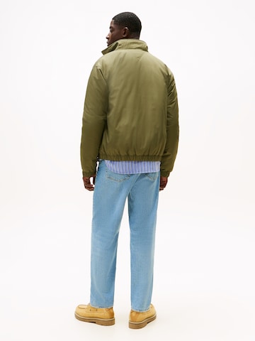 Tommy Jeans Tussenjas 'ESSENTIAL' in Groen