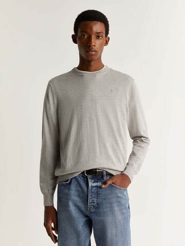 Scalpers Sweater in Grey: front