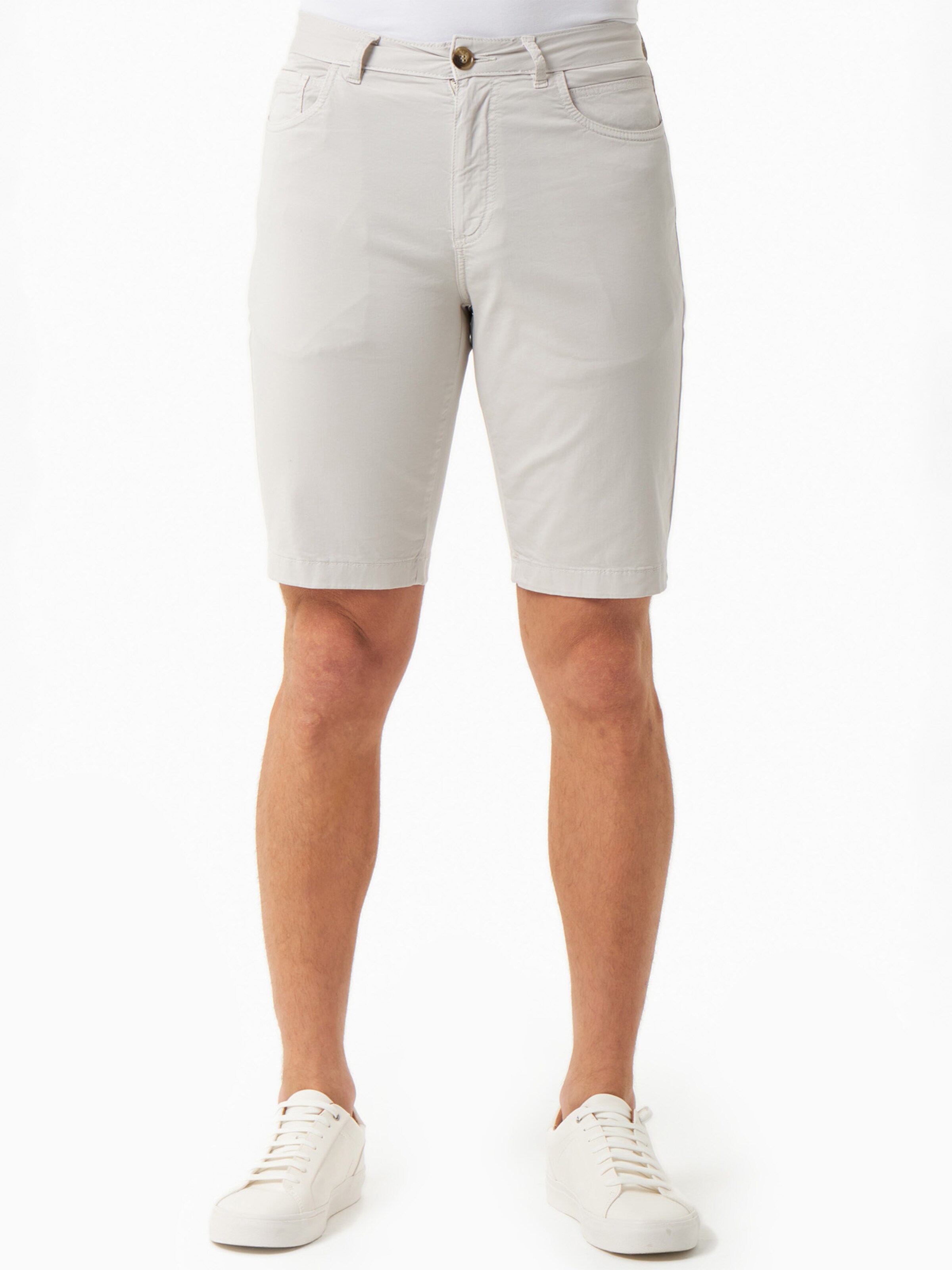 Organication Regular Shorts in Weiß: Vorderseite