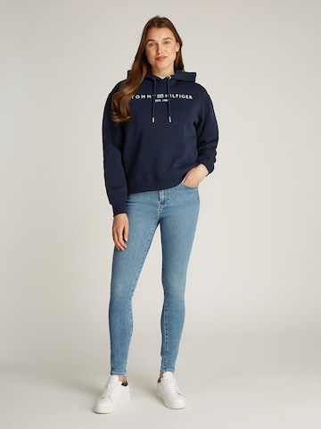 TOMMY HILFIGER Sweatshirt i blå