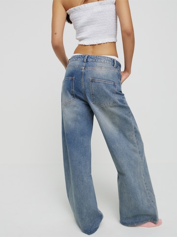 Bella x ABOUT YOU Wide leg Jeans 'Zehra' in Blue