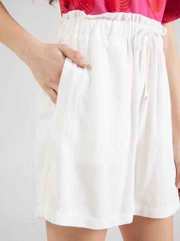 Loosefit Pantaloni 'Lerke' di A-VIEW in bianco