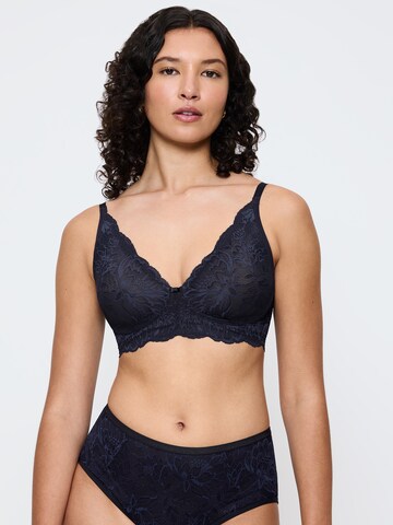 TRIUMPH T-shirt Bra ' Amourette Charm ' in Grey: front