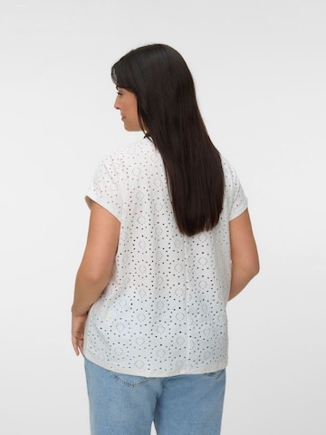 Chemisier 'TASSA' Vero Moda Curve en blanc